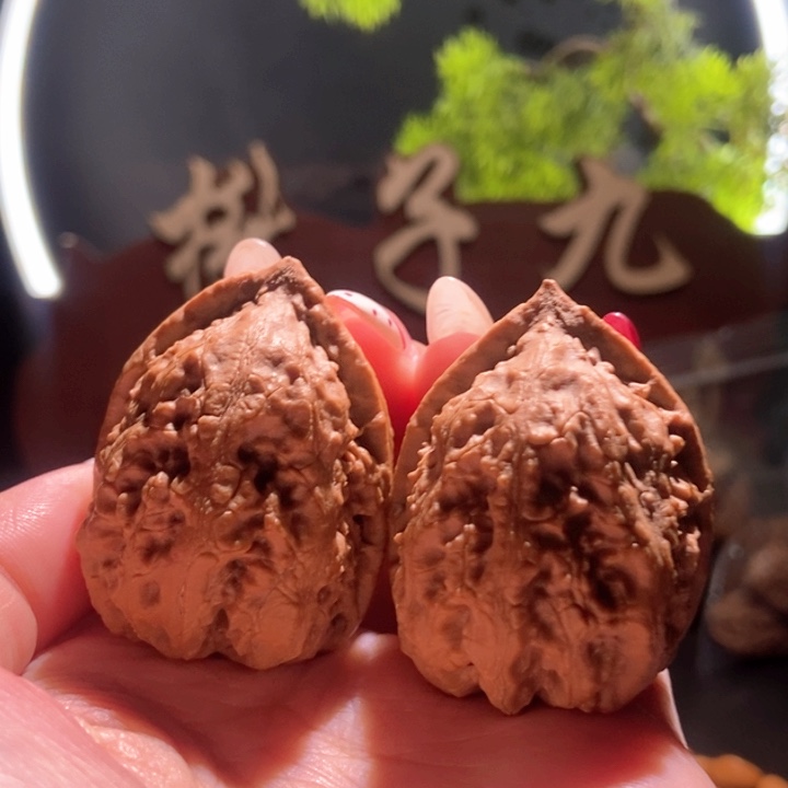 文玩核桃吊坠聚核财婉楸51