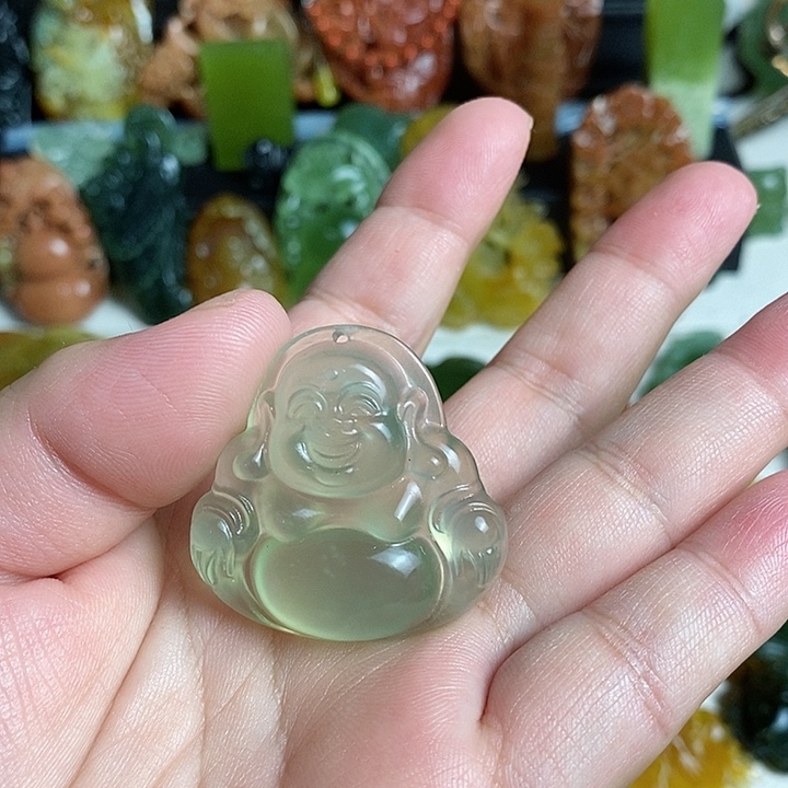 未镶嵌蛇纹石玉颈饰