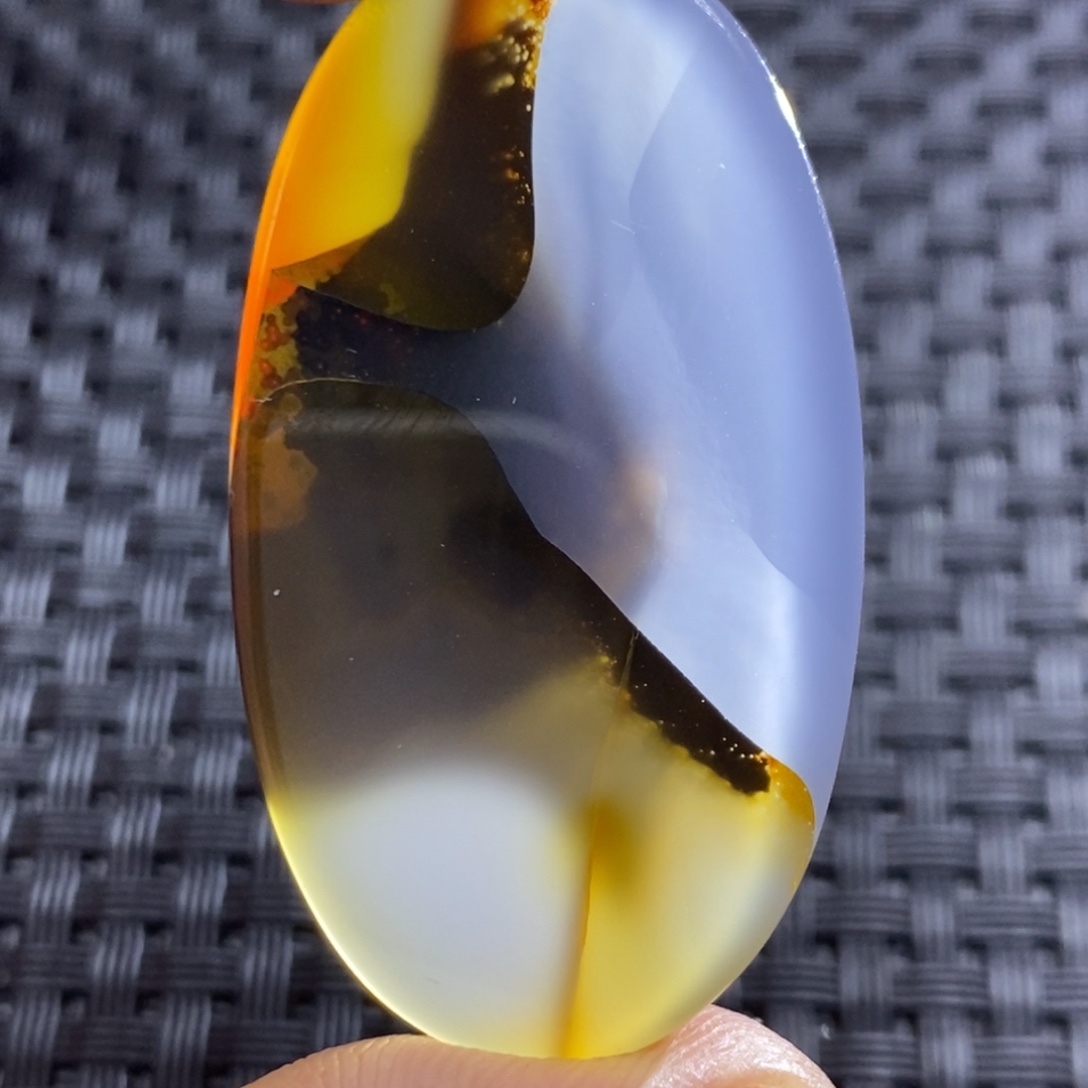 五***v玛瑙/玉髓未镶嵌颈饰