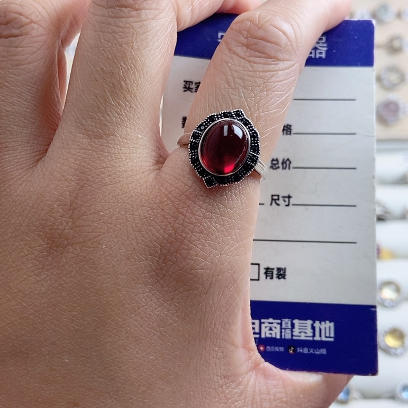 【闪购商品】托帕石戒指银S925镶嵌花***?新疆西藏不包邮
