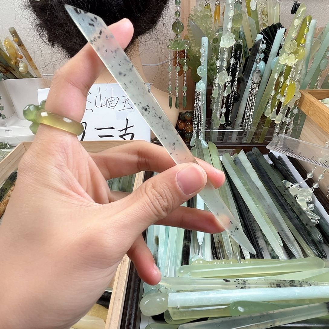 蛇纹石玉发饰未镶嵌长度15.5