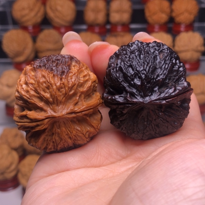 文玩核桃吊坠30凤楚绣球