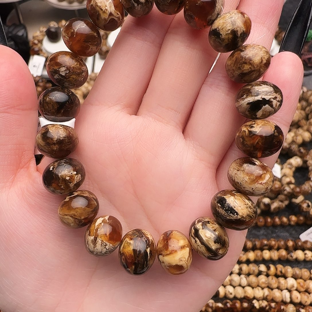 琥珀未镶嵌手链抚顺琥珀