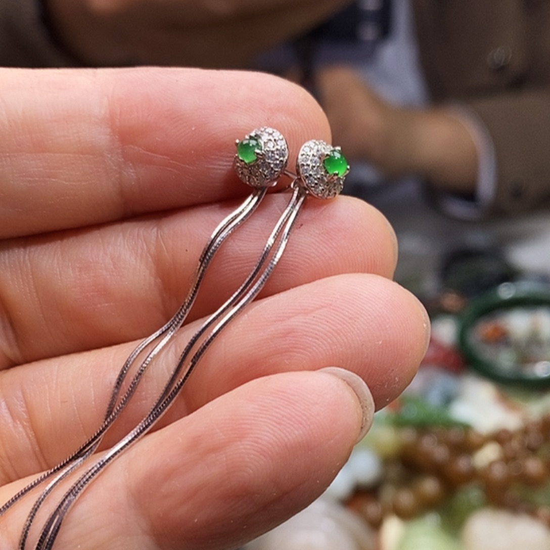 翡翠未镶嵌耳饰翡翠