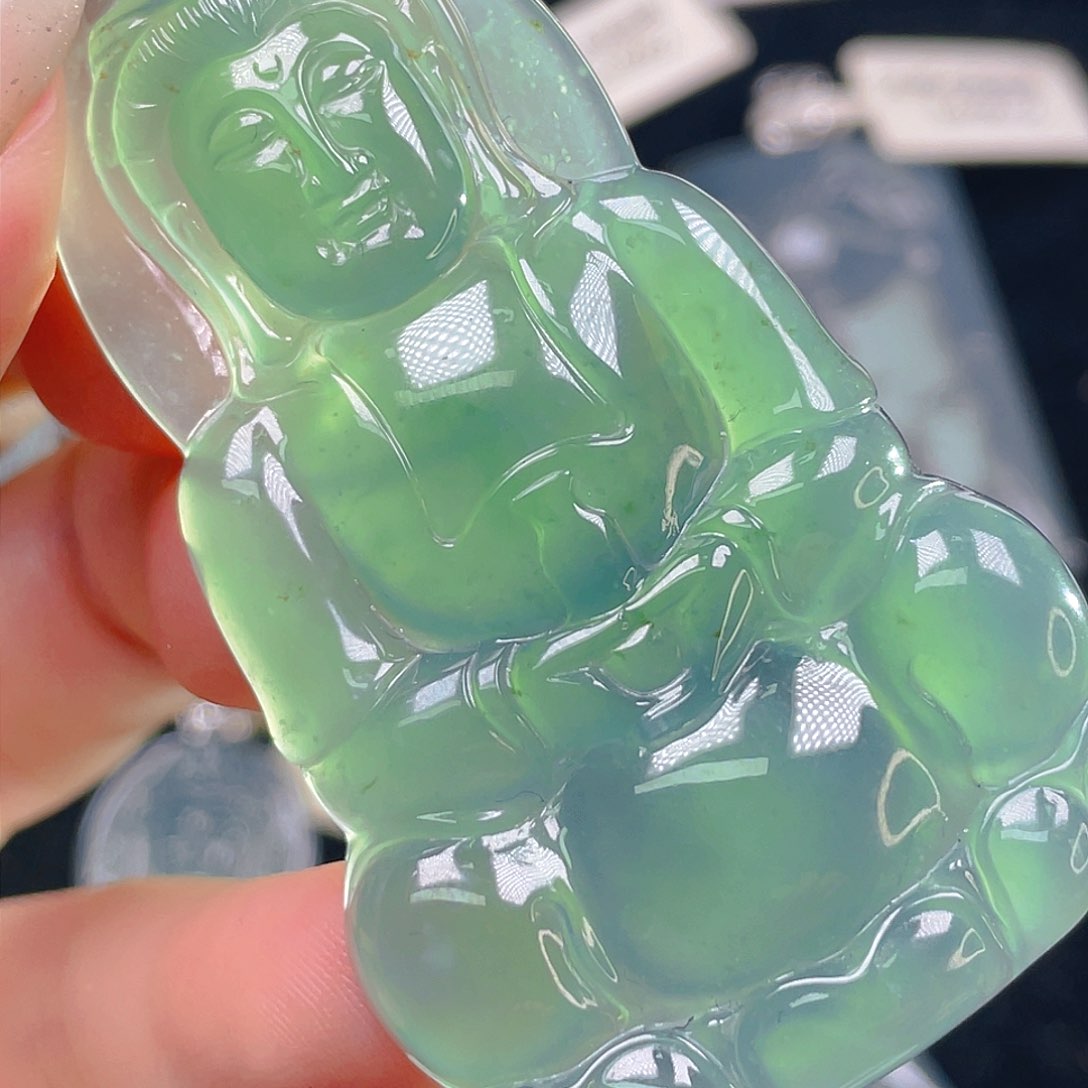 颈饰未镶嵌翡翠4，