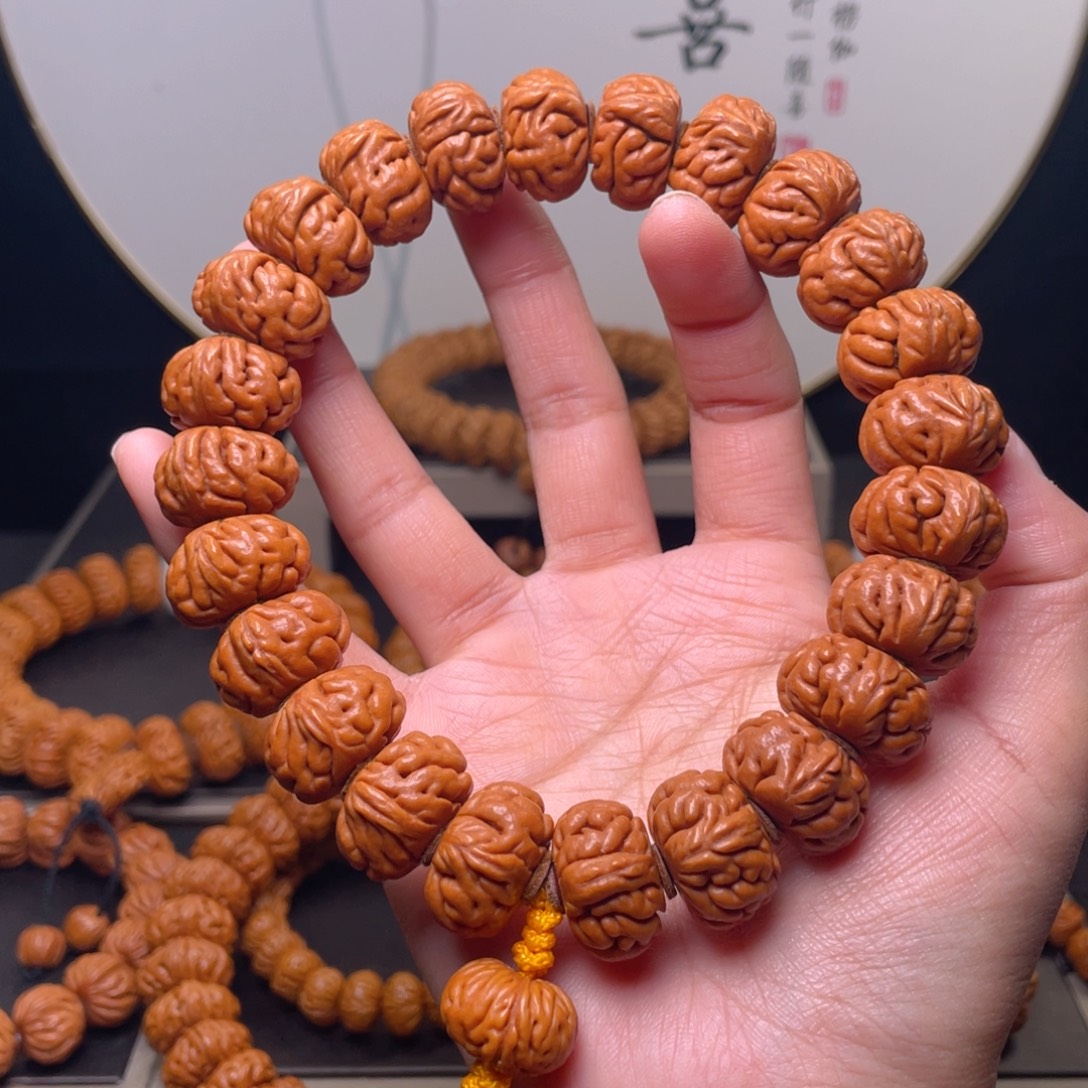 吊坠桃核19尺寸白玉龙手持