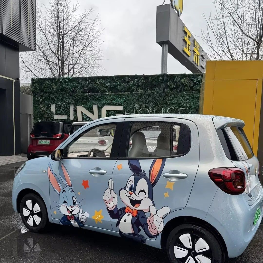 五菱宏光mini4门车贴拉花朱迪尼克动物城缤果马卡龙装饰车身贴纸