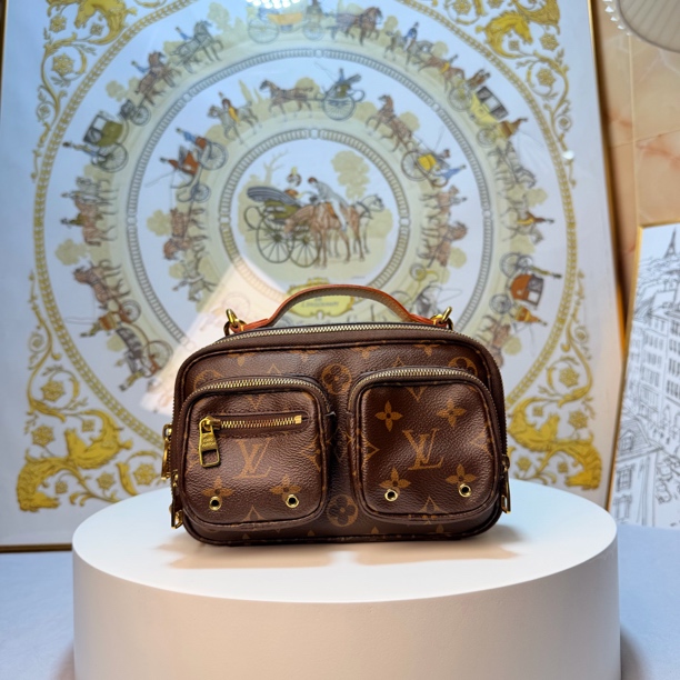 95新 LouisVuitton/路易威登 何为奢侈/LV老花zha药包 三合一相机