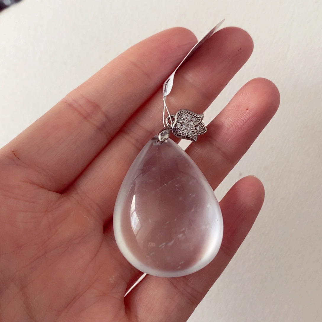 石英质玉未镶嵌颈饰