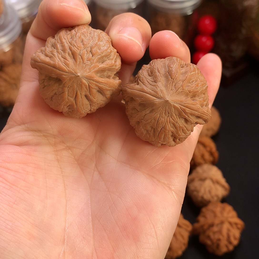 文玩核桃把件铁锤手捻