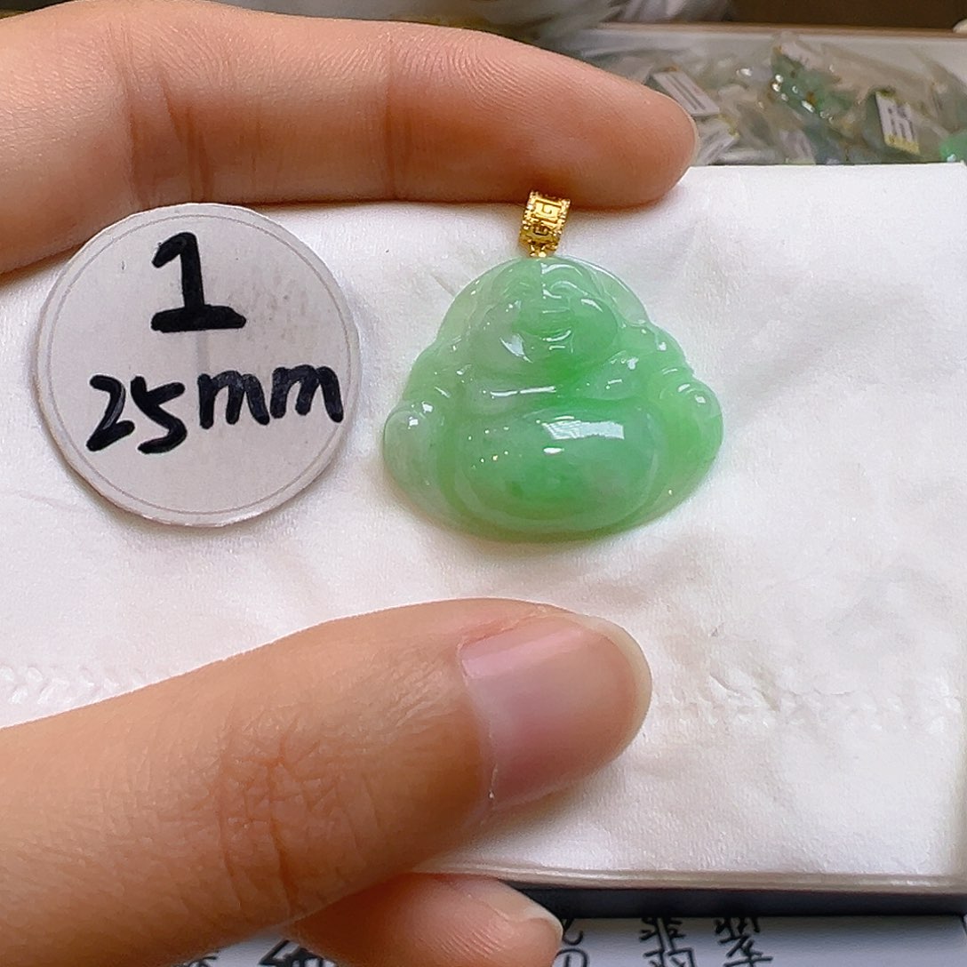 翡翠颈饰18K金镶嵌翡翠