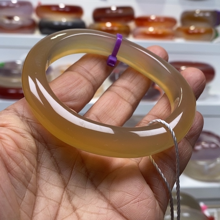 玛瑙/玉髓手镯未镶嵌