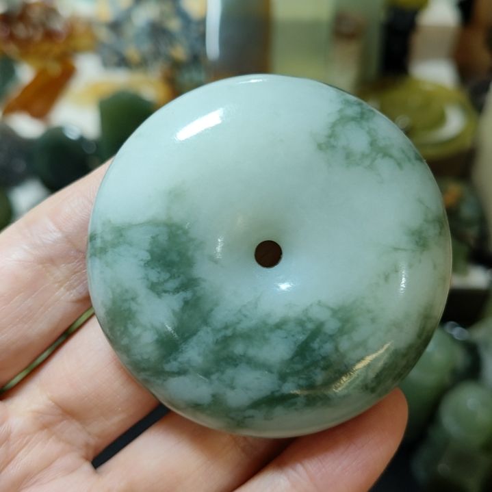 岫玉未镶嵌平安扣