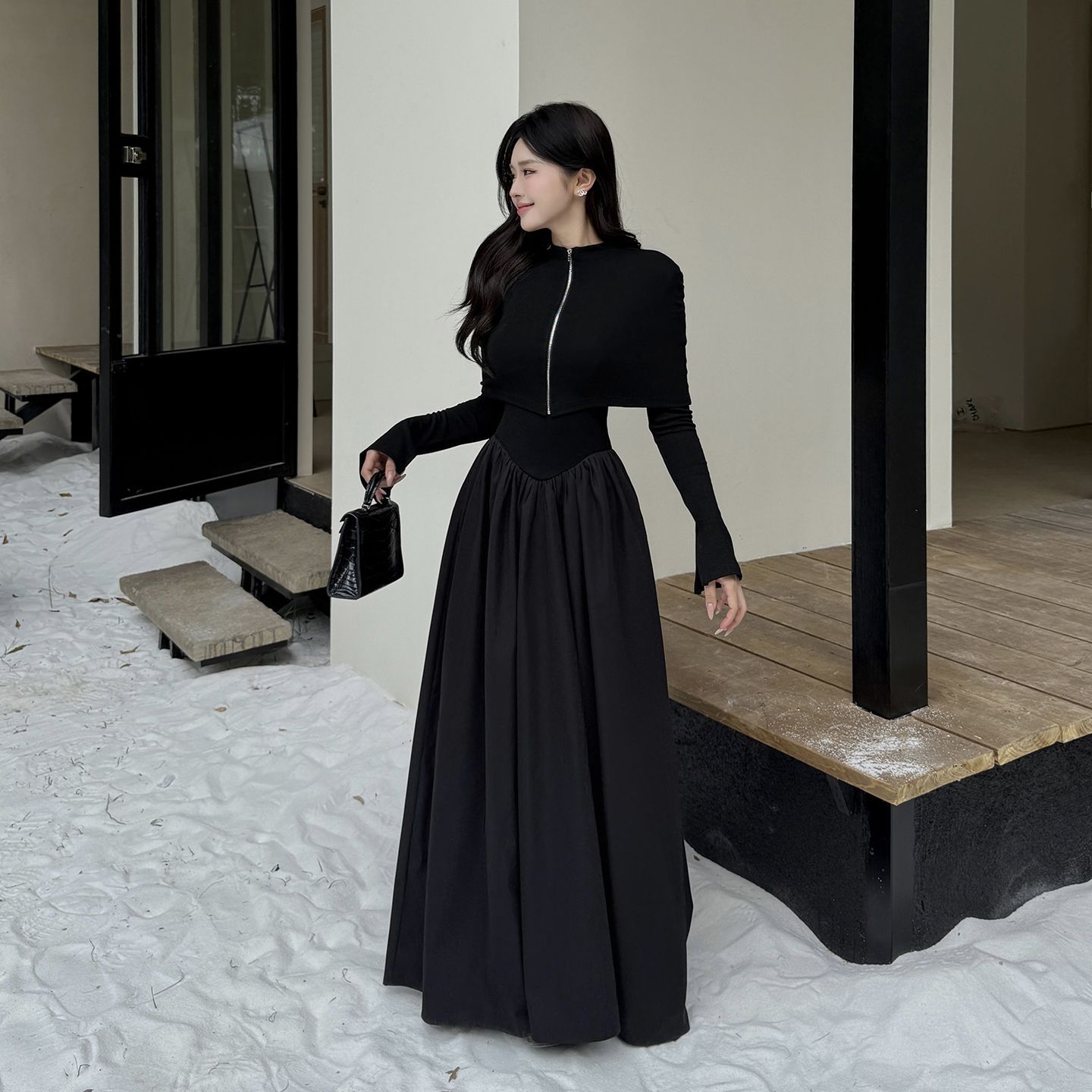 【运补6-8r】法式赫本风黑色长袖连衣裙秋冬款收腰显瘦气质设计长裙