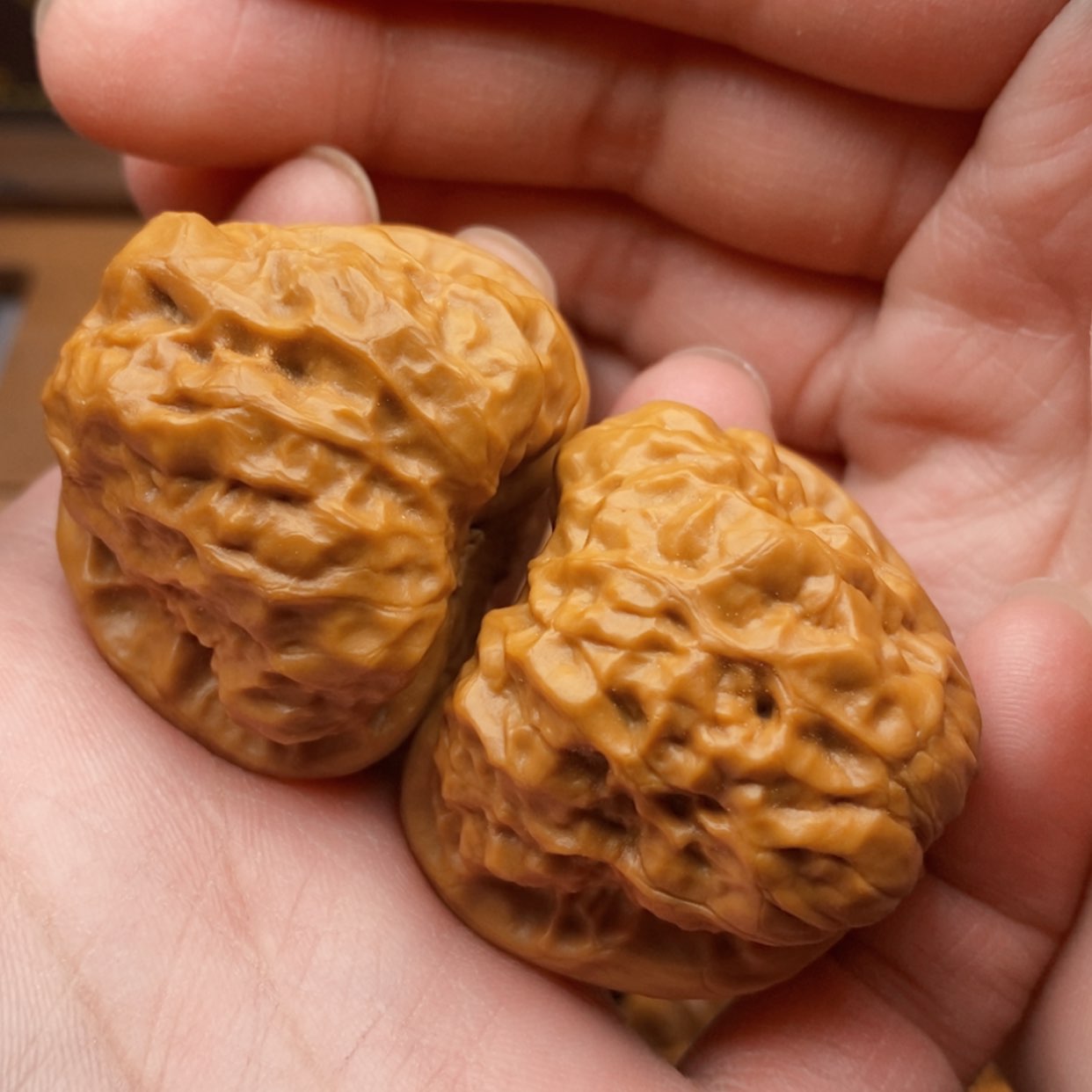 【闪购商品】文玩核桃把件边38左右