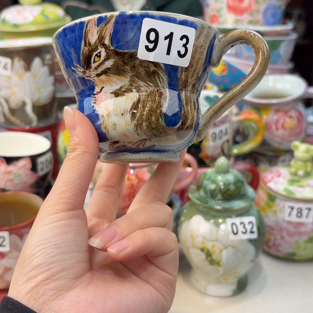 瓷片兔兔好可爱呀