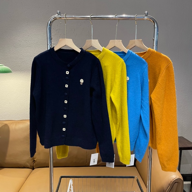 新疆包邮【c817】蘑菇花朵圆领针织开衫-衣长57