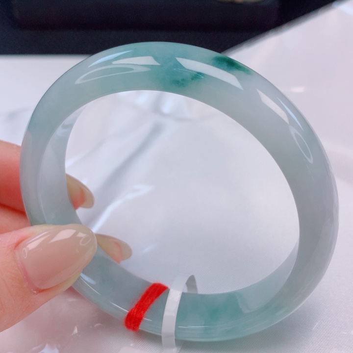翡翠未镶嵌手镯57。58