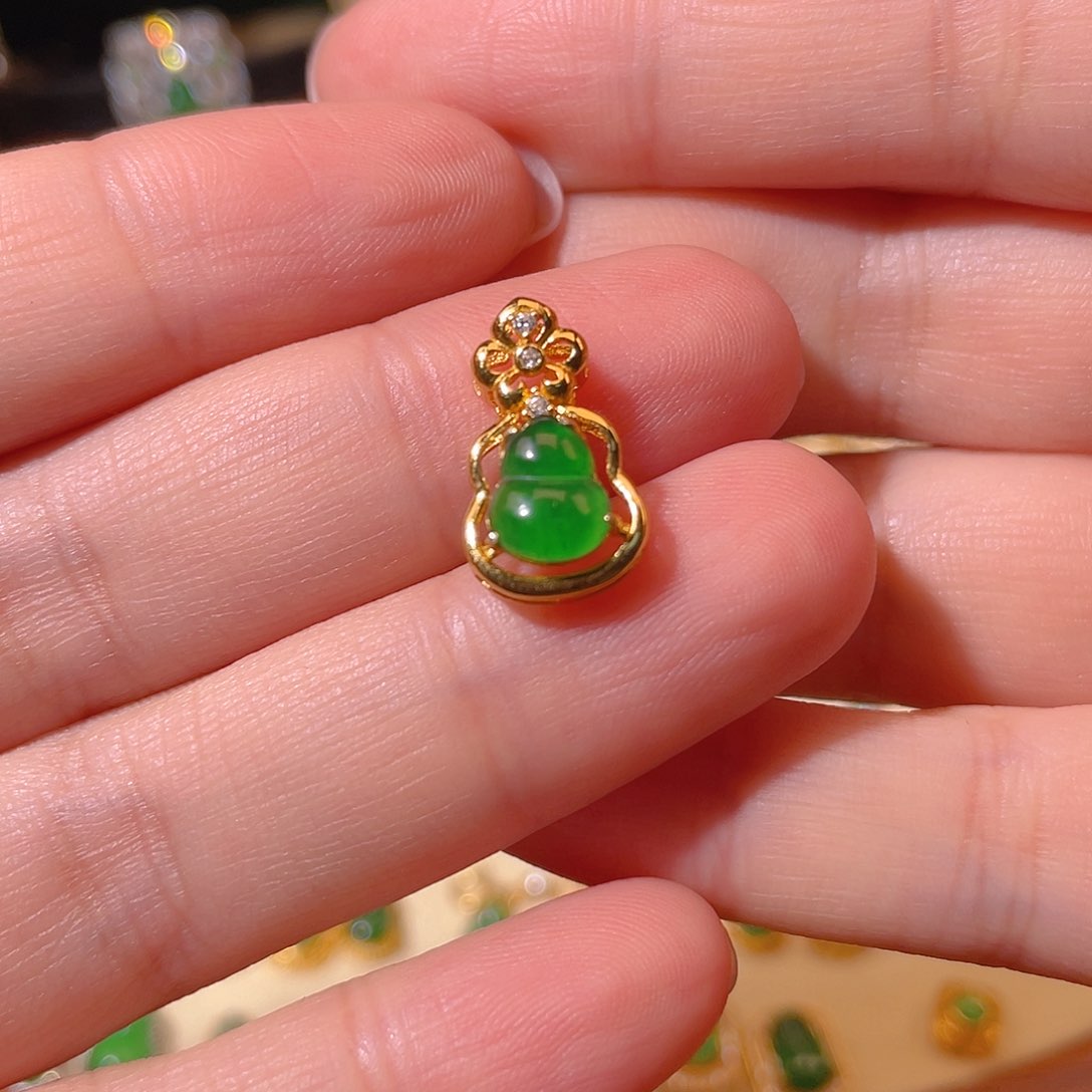 翡翠吊坠(不含链)银S925镶嵌