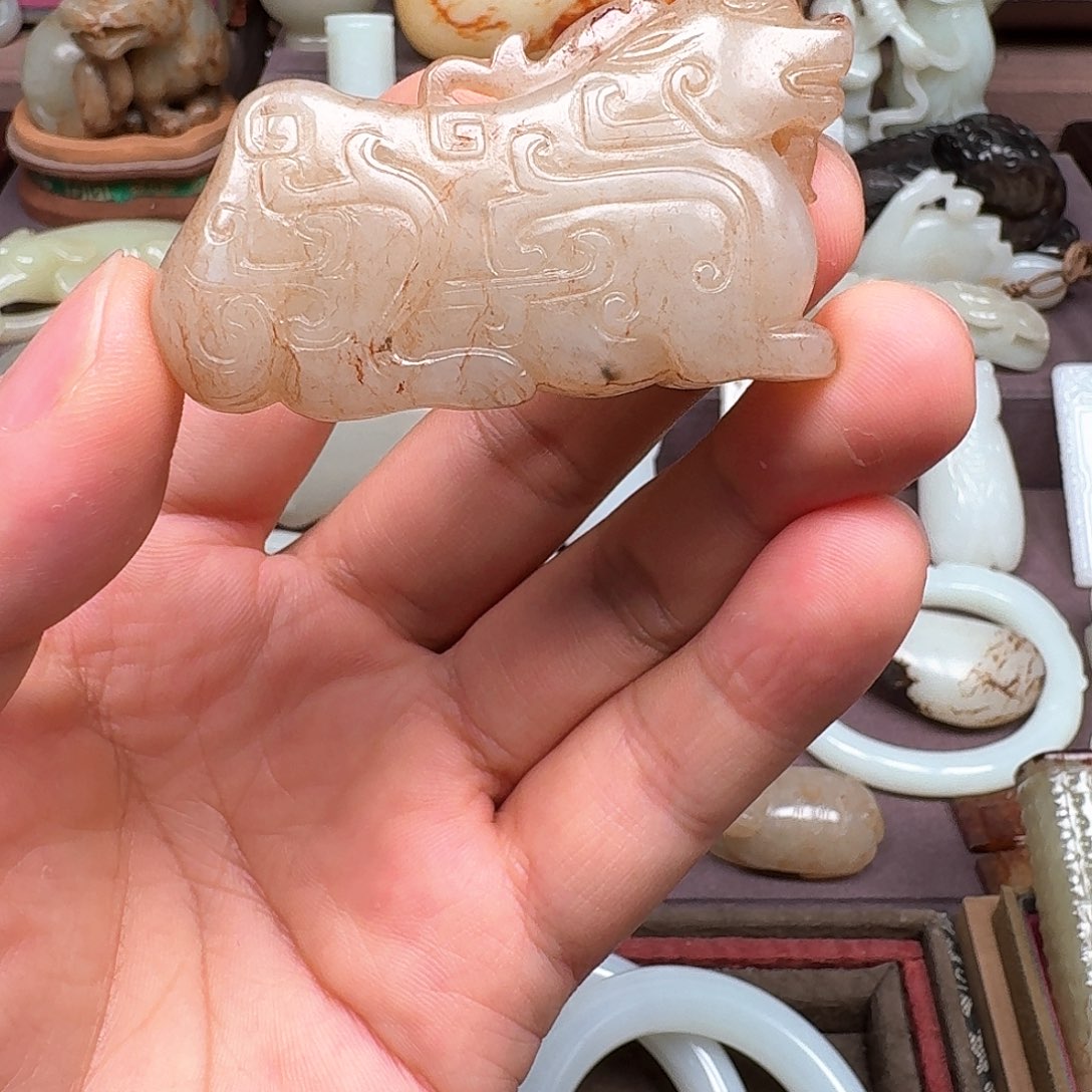 和田玉未镶嵌挂件如*。