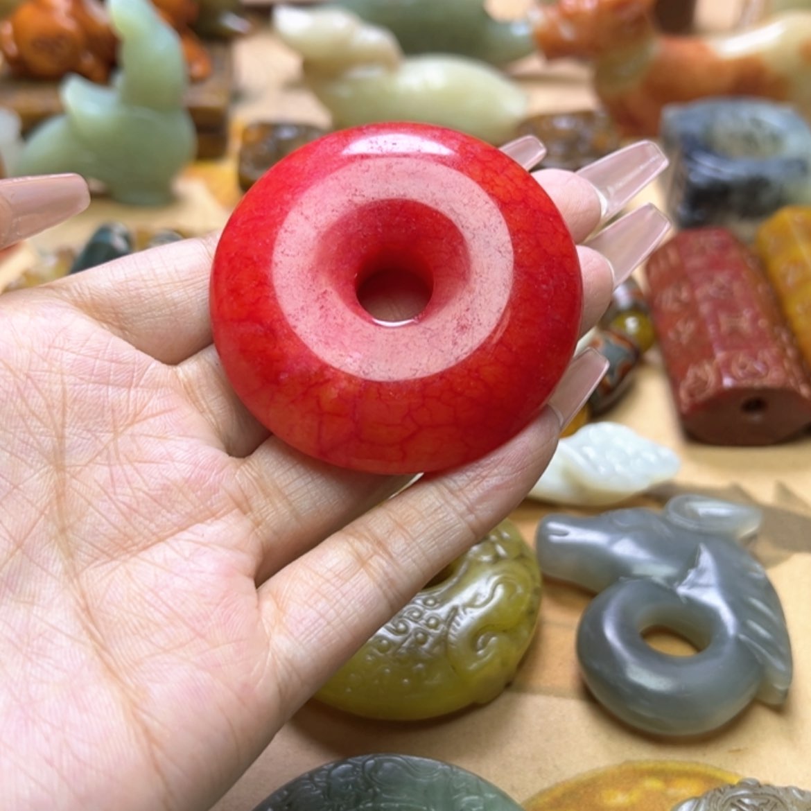 【闪购商品】蛇纹石玉颈饰未镶嵌