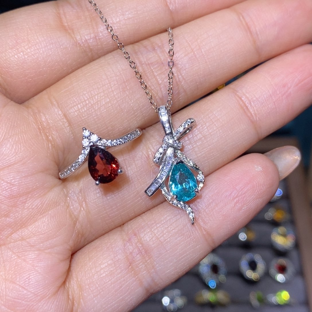 石榴石吊坠(赠链)银S925镶嵌