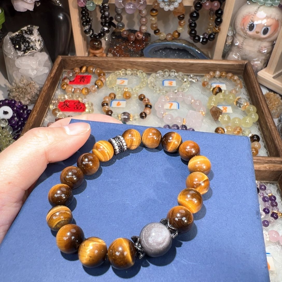 水晶手绳未镶嵌黄虎