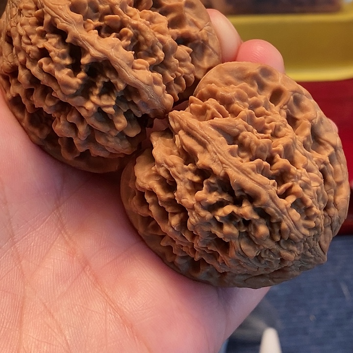 【闪购商品】文玩核桃吊坠T****s满天星