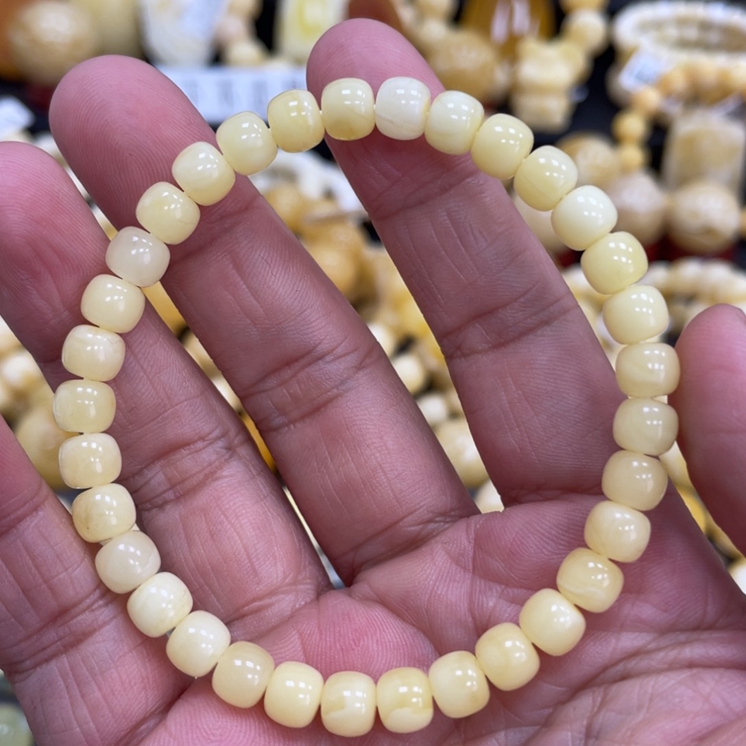 琥珀珠宝奇石未镶嵌6.6mm