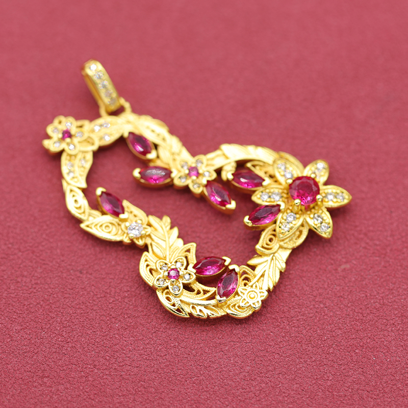       百搭经典时尚吊坠w3090