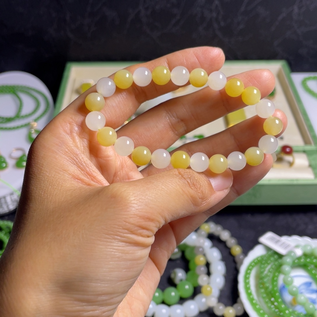 和田玉未镶嵌手串