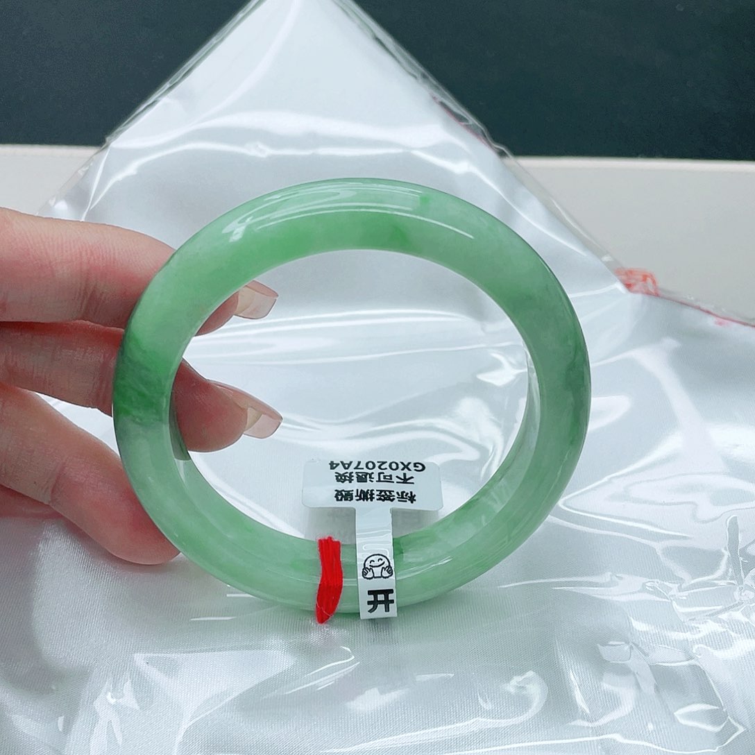 翡翠手镯未镶嵌正56.5