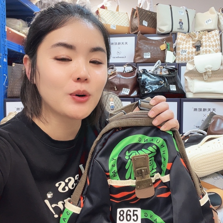 PVC包包包包包包包包吧