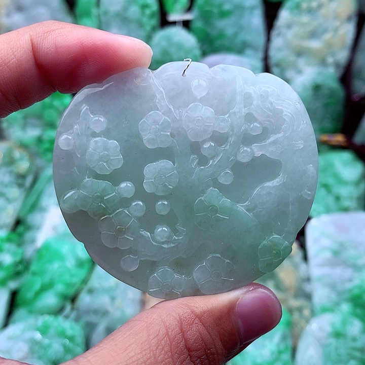 翡翠吊坠(不含链)未镶嵌