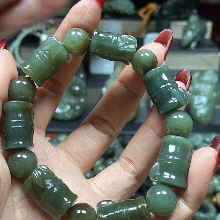 和田玉手串未镶嵌