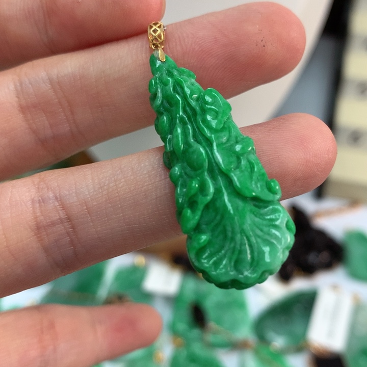 翡翠18K金镶嵌吊坠(不含链)