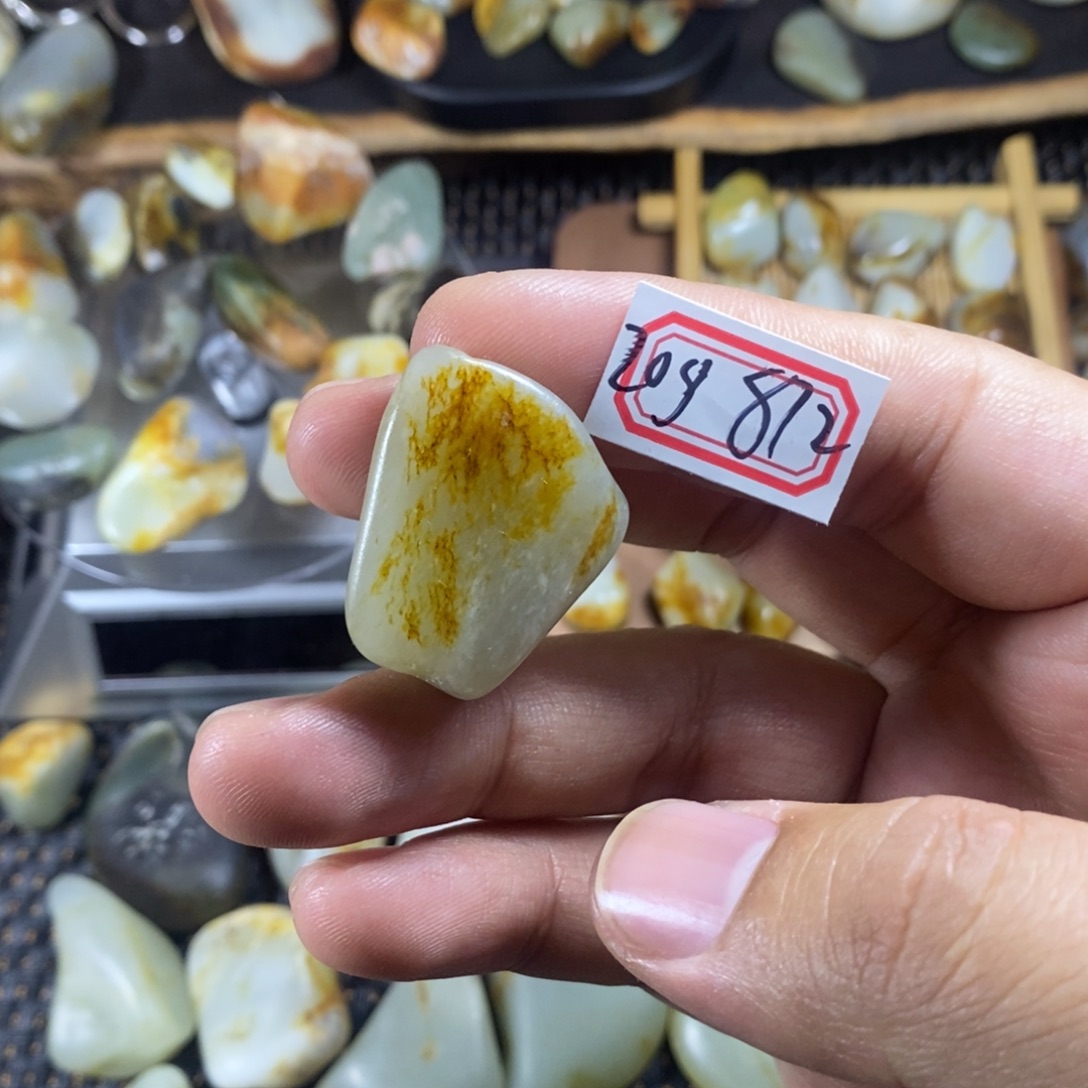 和田玉（糖玉）未镶嵌挂件