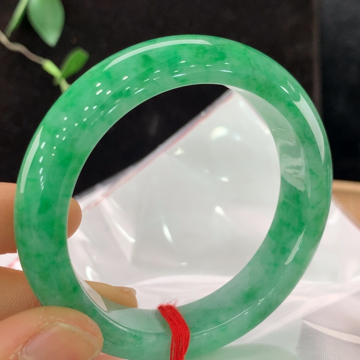 翡翠手镯未镶嵌111-0149