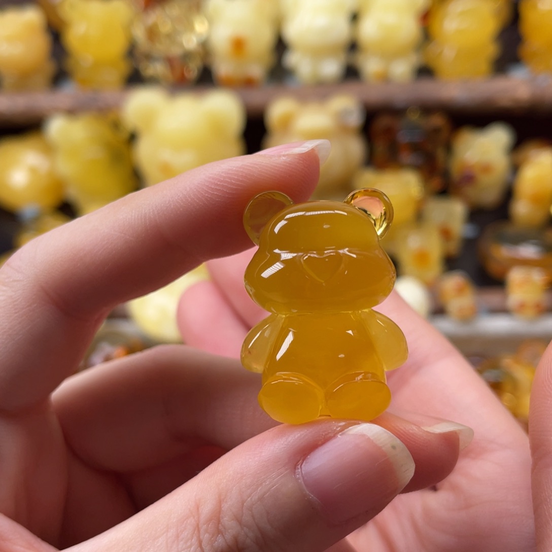 琥珀珠宝奇石未镶嵌