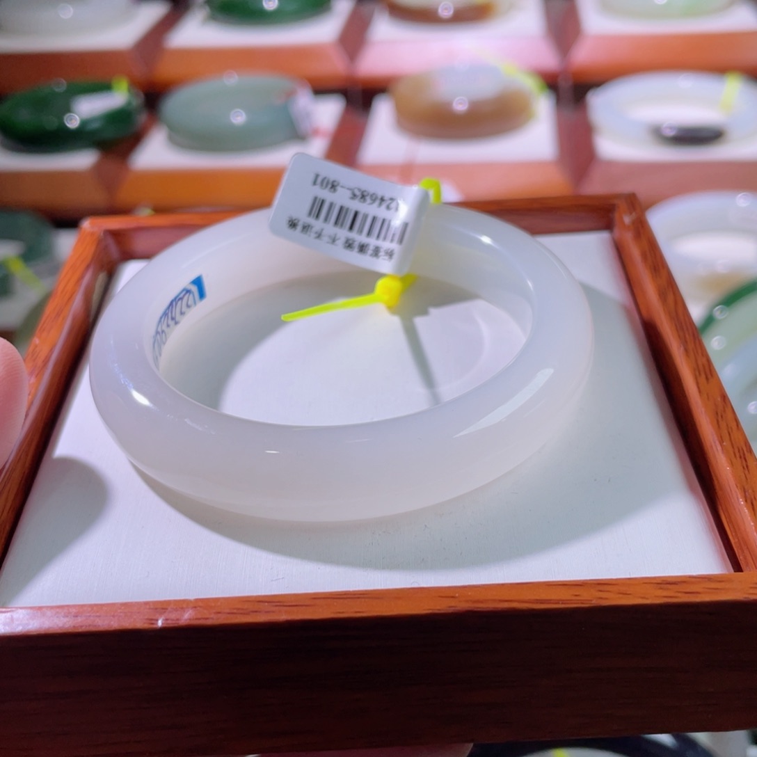 【闪购商品】和田玉手镯未镶嵌54.5.95