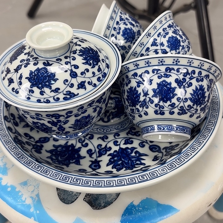 -***陶摆件青花缠枝连五件套不带杯垫两个客杯+玲珑杯子