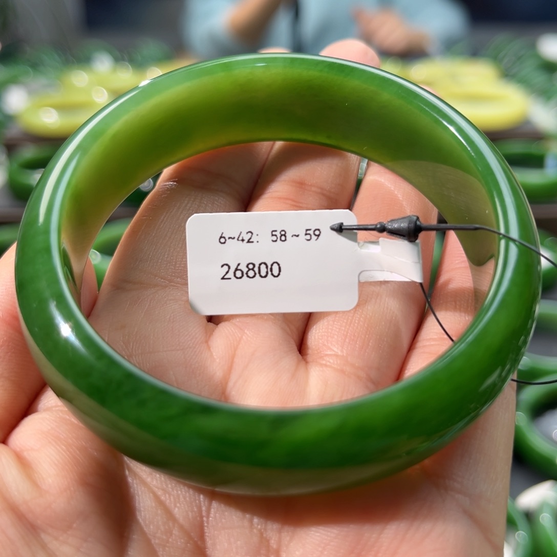 和田玉（碧玉）手镯未镶嵌