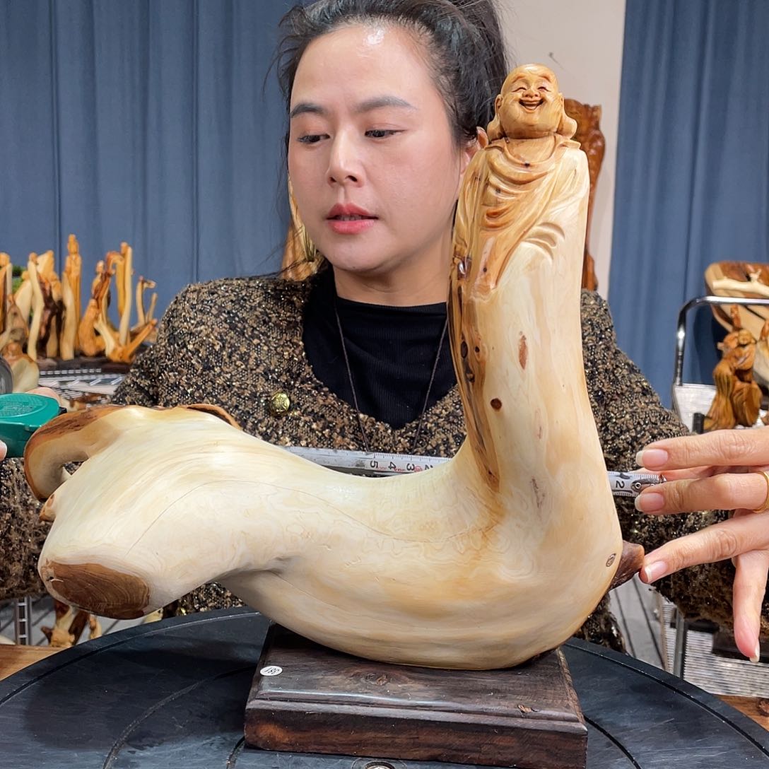 柏木（崖柏）随型艺术根雕