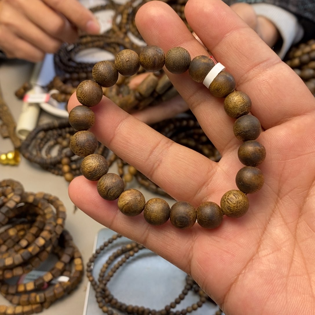 沉香手串圆珠10单圈多样性发一