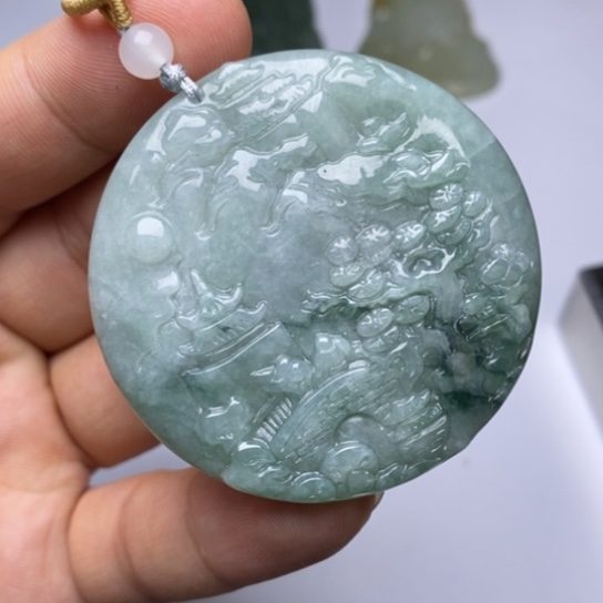 翡翠未镶嵌颈饰翡翠