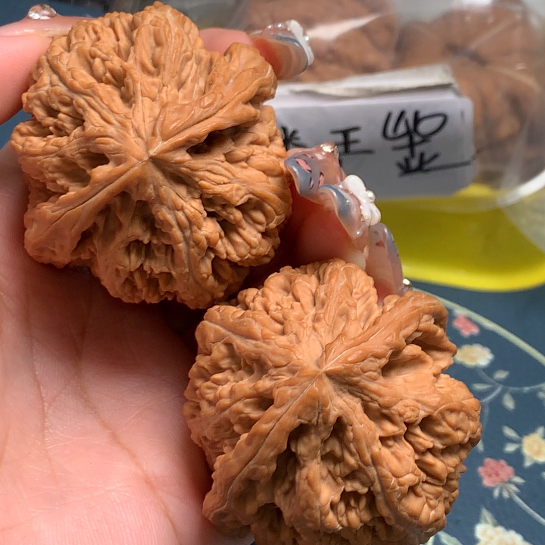 文玩核桃把件48-18737-8