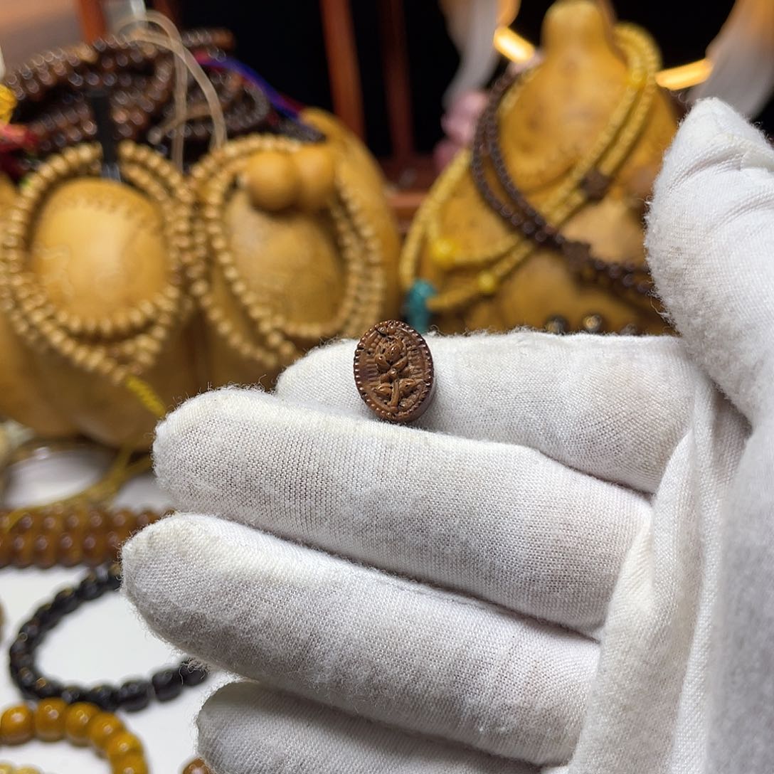 手串星月菩提雕刻玫瑰花