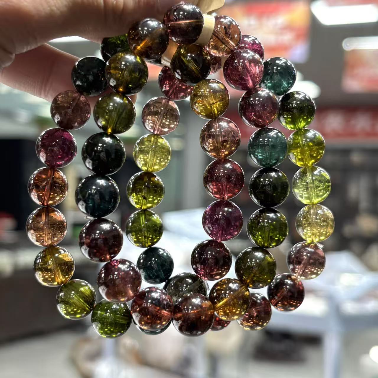 【村有晶品】天然高品碧玺单圈手链 多样性发一件 约11mm 442ZBXC