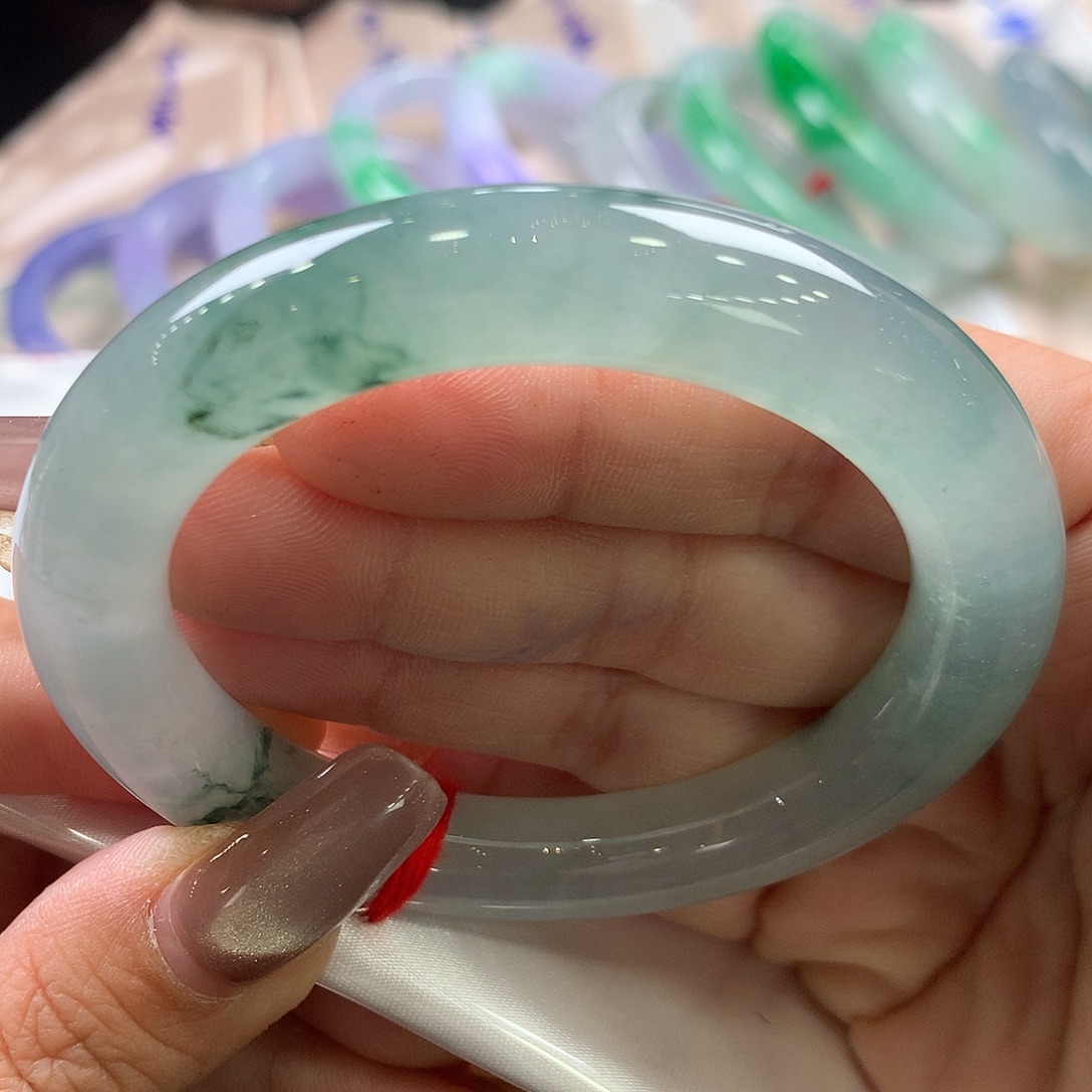 翡翠未镶嵌手镯52圆条