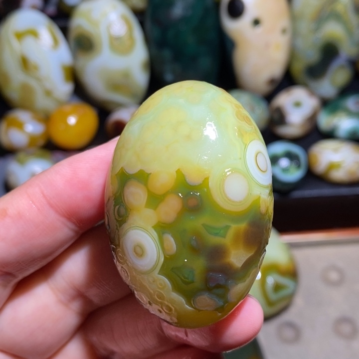 玛瑙/玉髓未镶嵌珠宝半成品